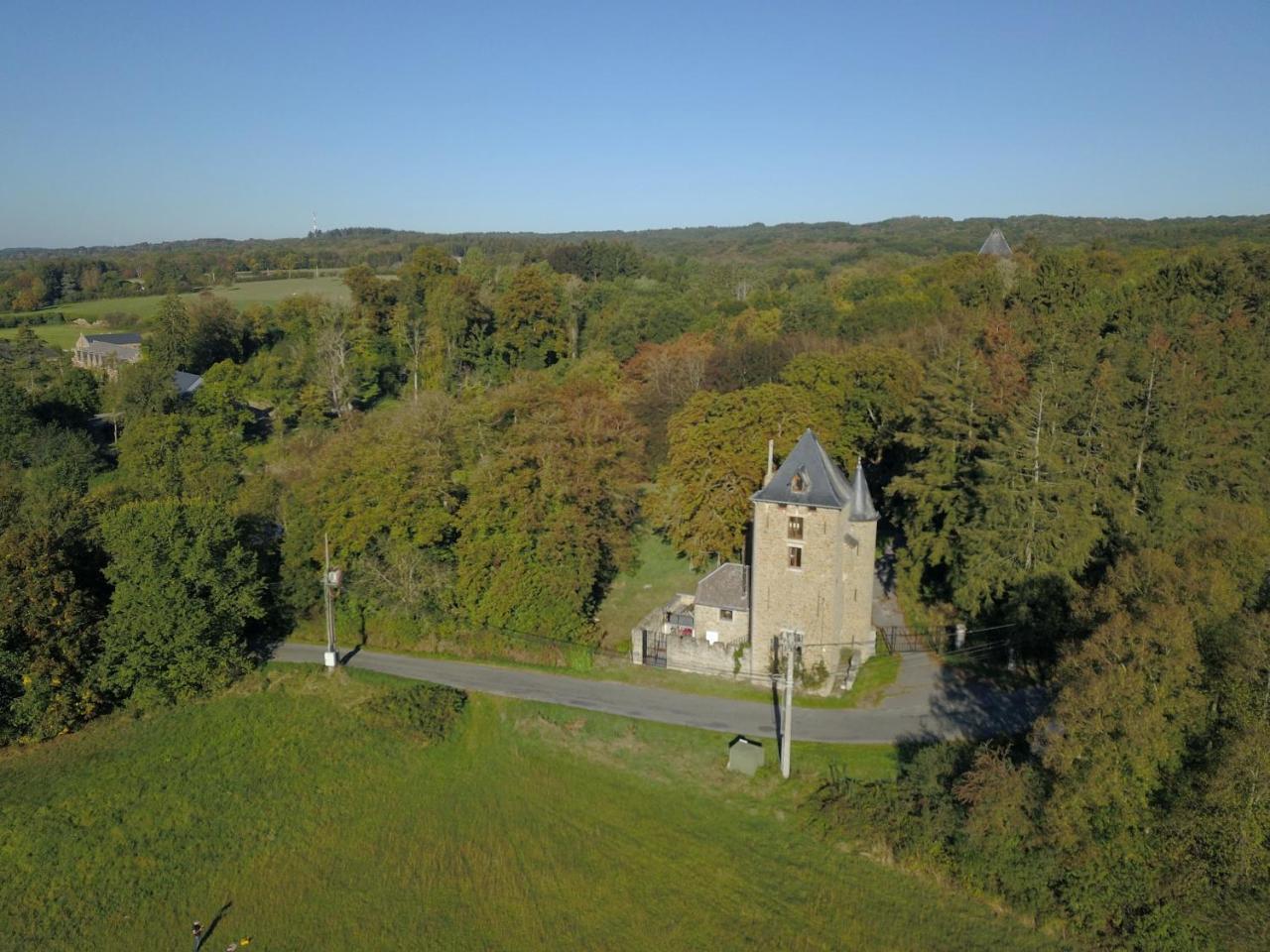 La Tour De Serinchamps Buitenkant foto